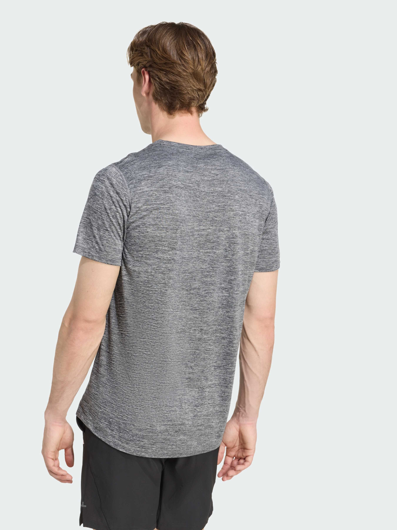 Футболка спортивная Adidas модель JN9870 Фото