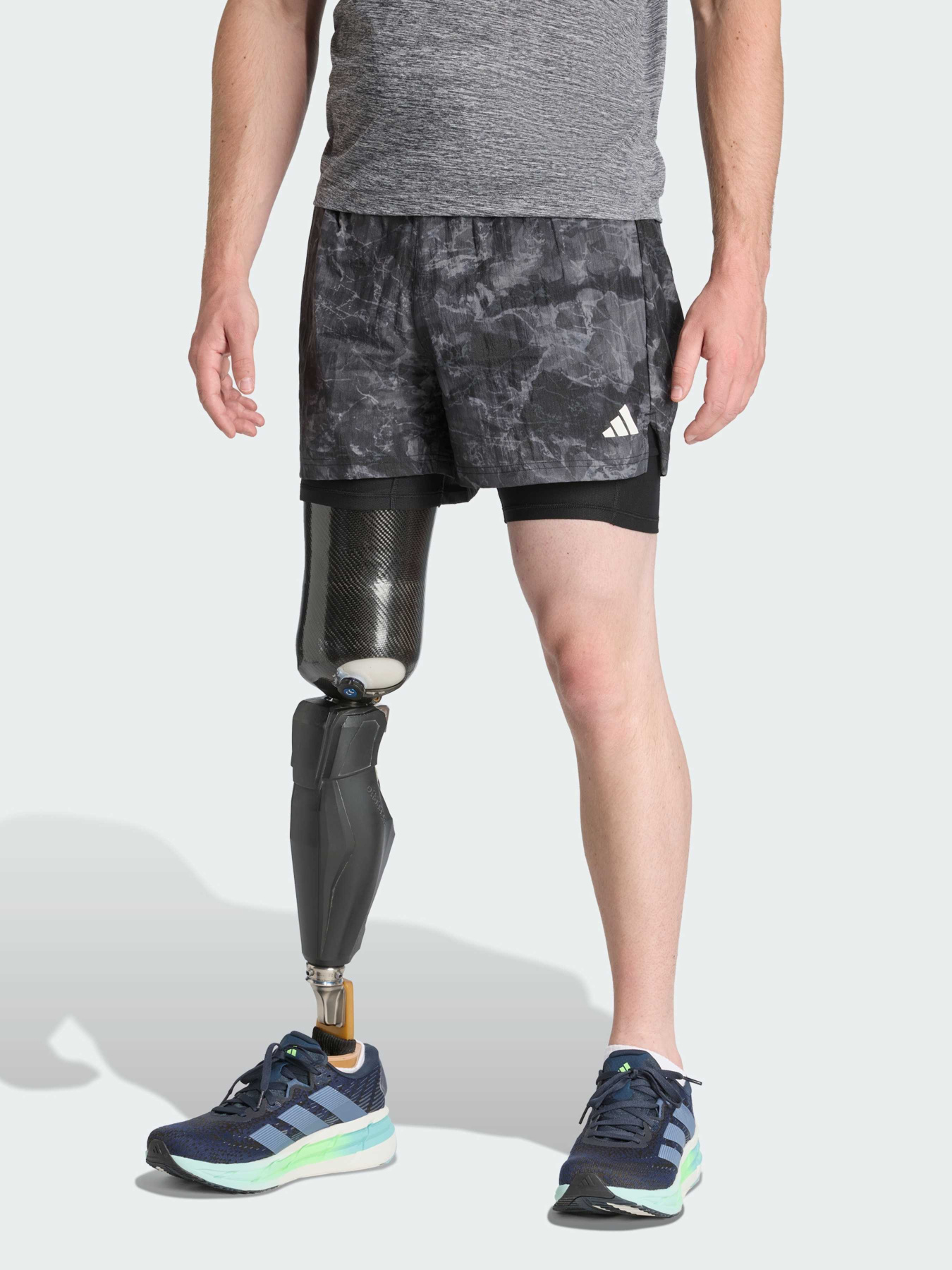 Спортивні шорти Adidas модель JN9680 Фото