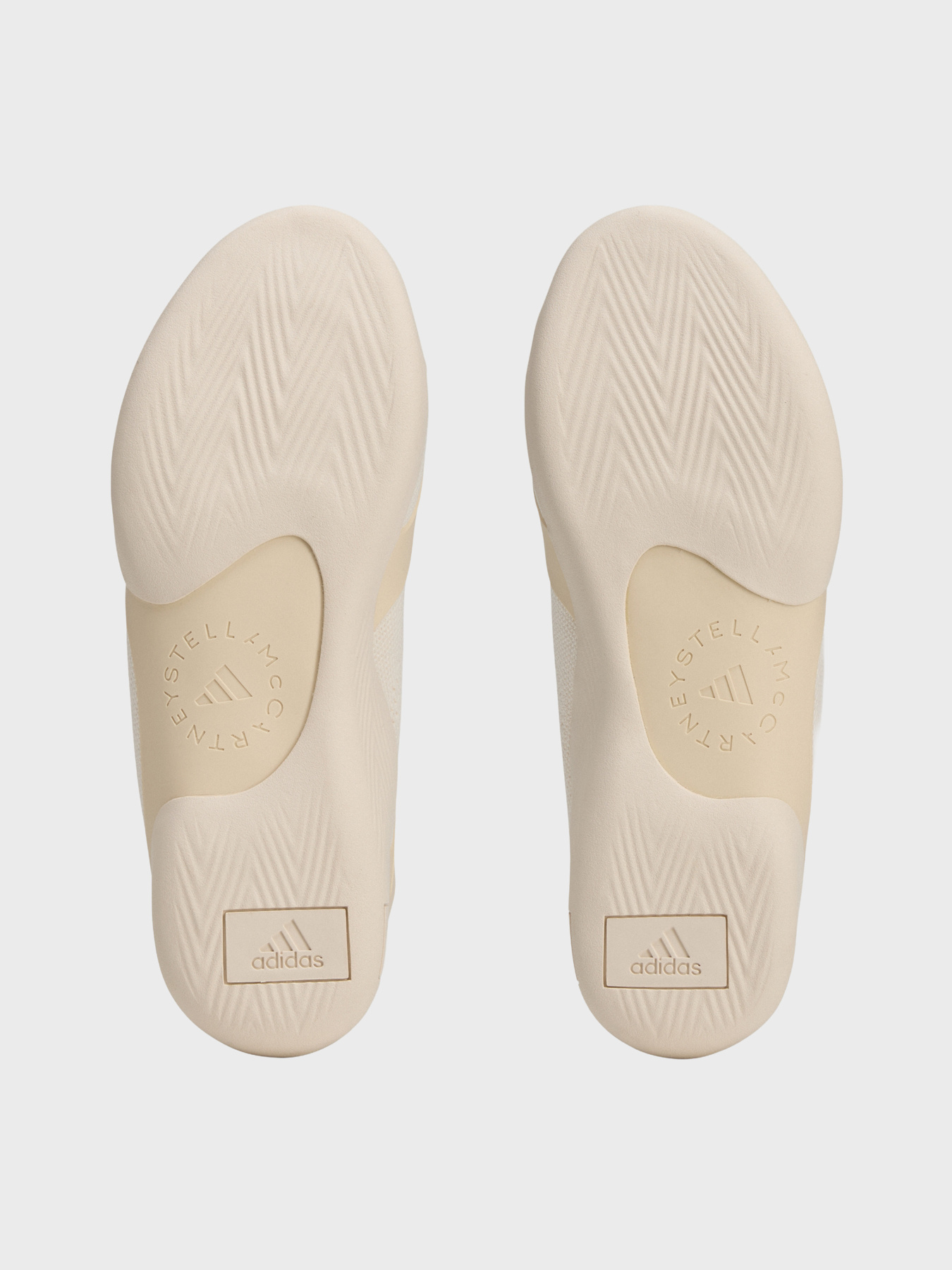 Кросівки для бігу Adidas модель JQ2976 Фото