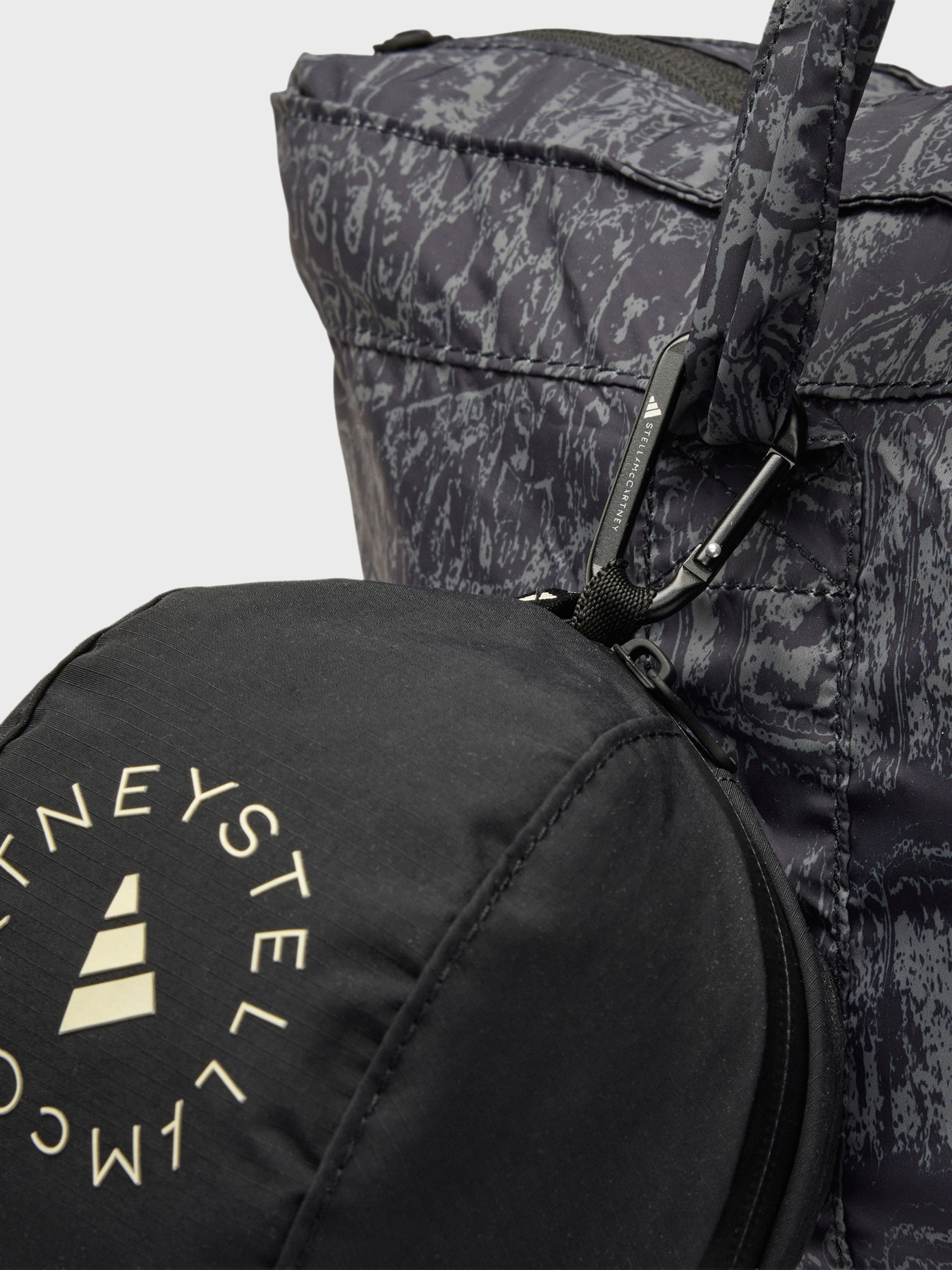 Дорожная сумка Adidas модель JM8501 Фото