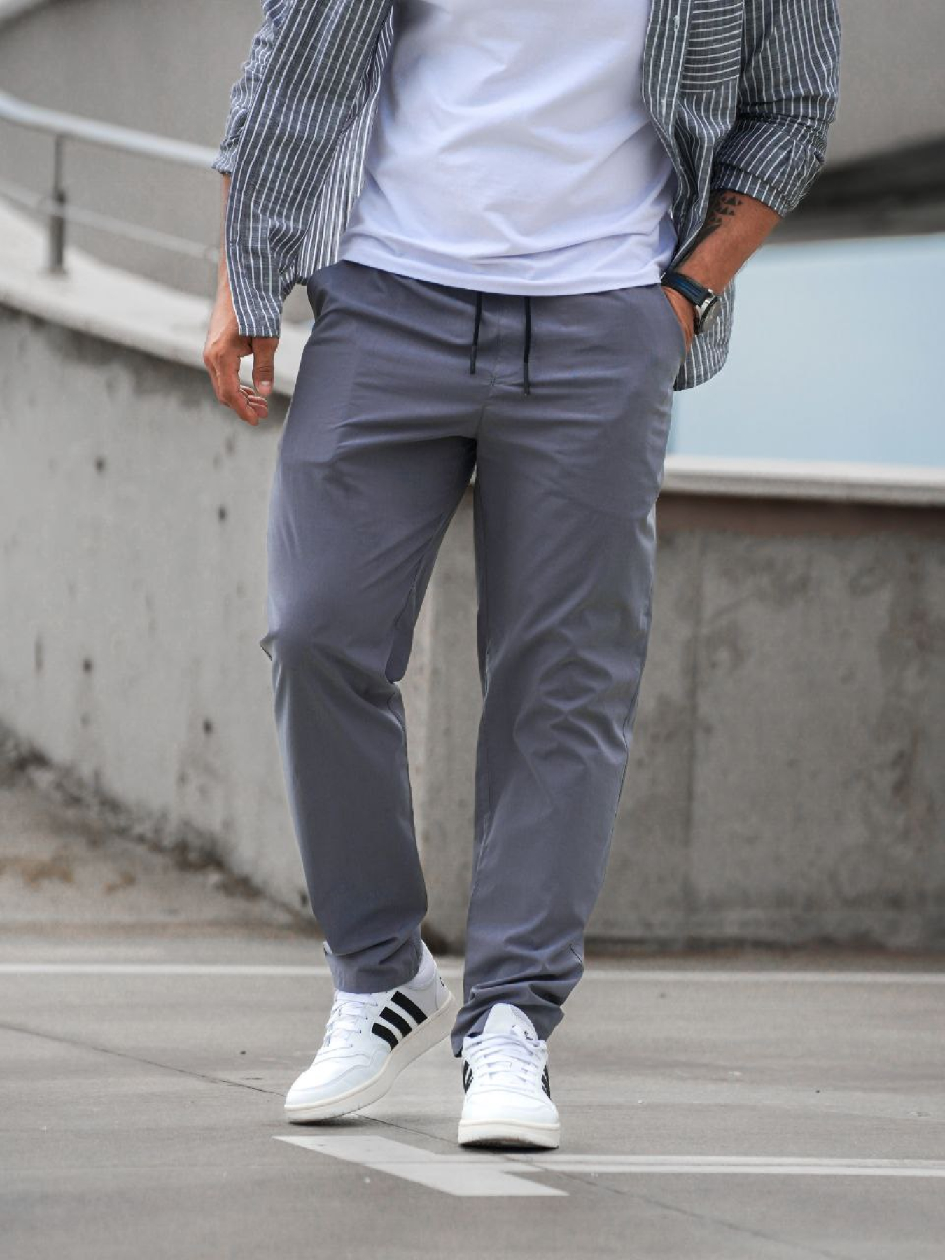 Спортивні штани TeamV модель 144-3 Спортивні штани TeamV модель 144-3 Фото