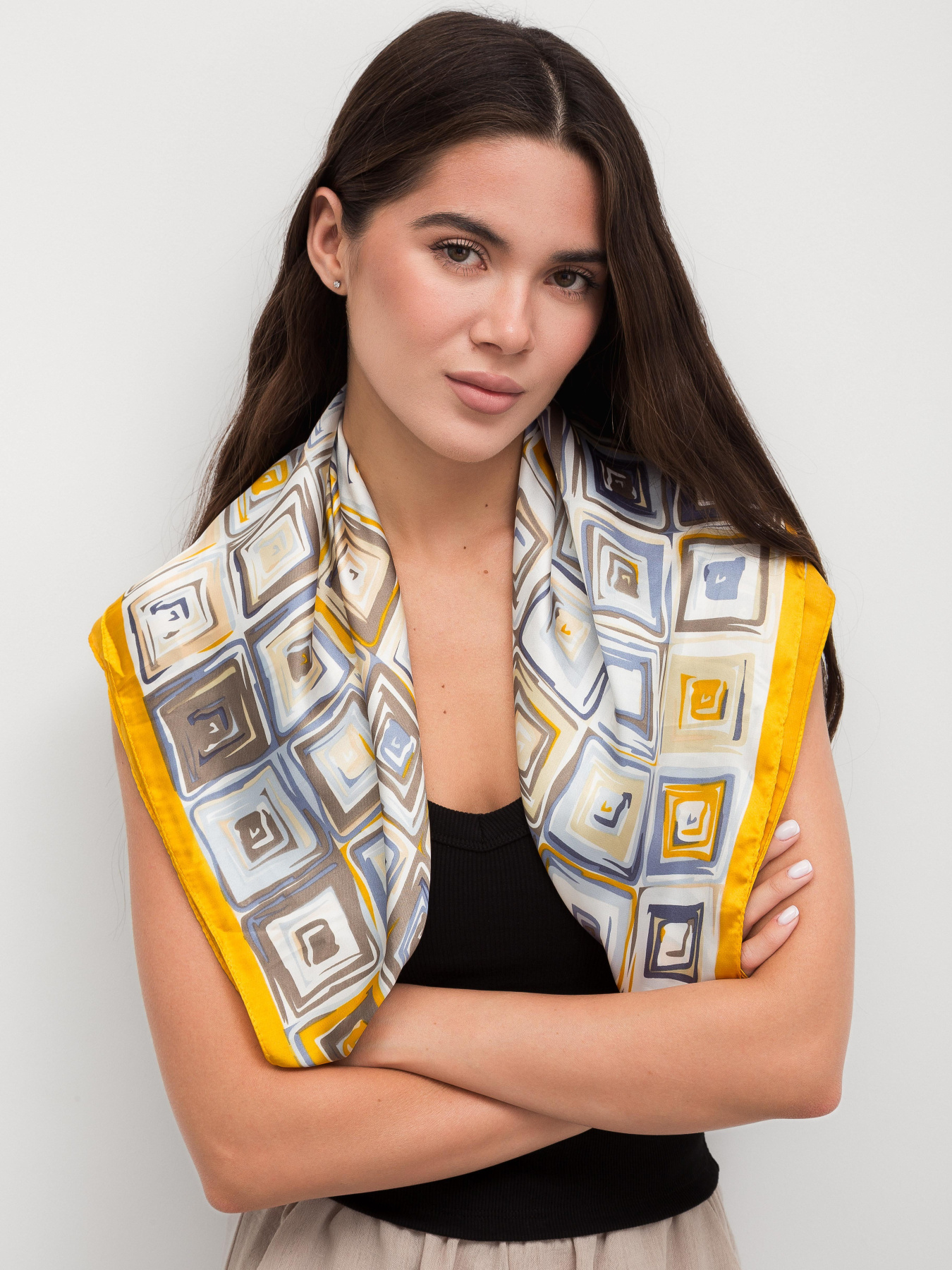 Хустка Famo модель APL-4444_01 Фото