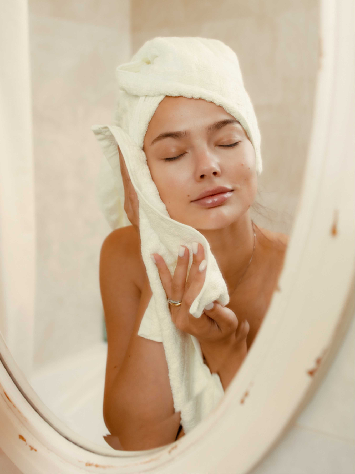 Набір 3 бамбук / бавовна рушників для ванної, готелів, SPA, саун Бежевий Lovely Svi модель 701401 Набір 3 бамбук / бавовна рушників для ванної, готелів, SPA, саун Бежевий Lovely Svi модель 701401 Фото