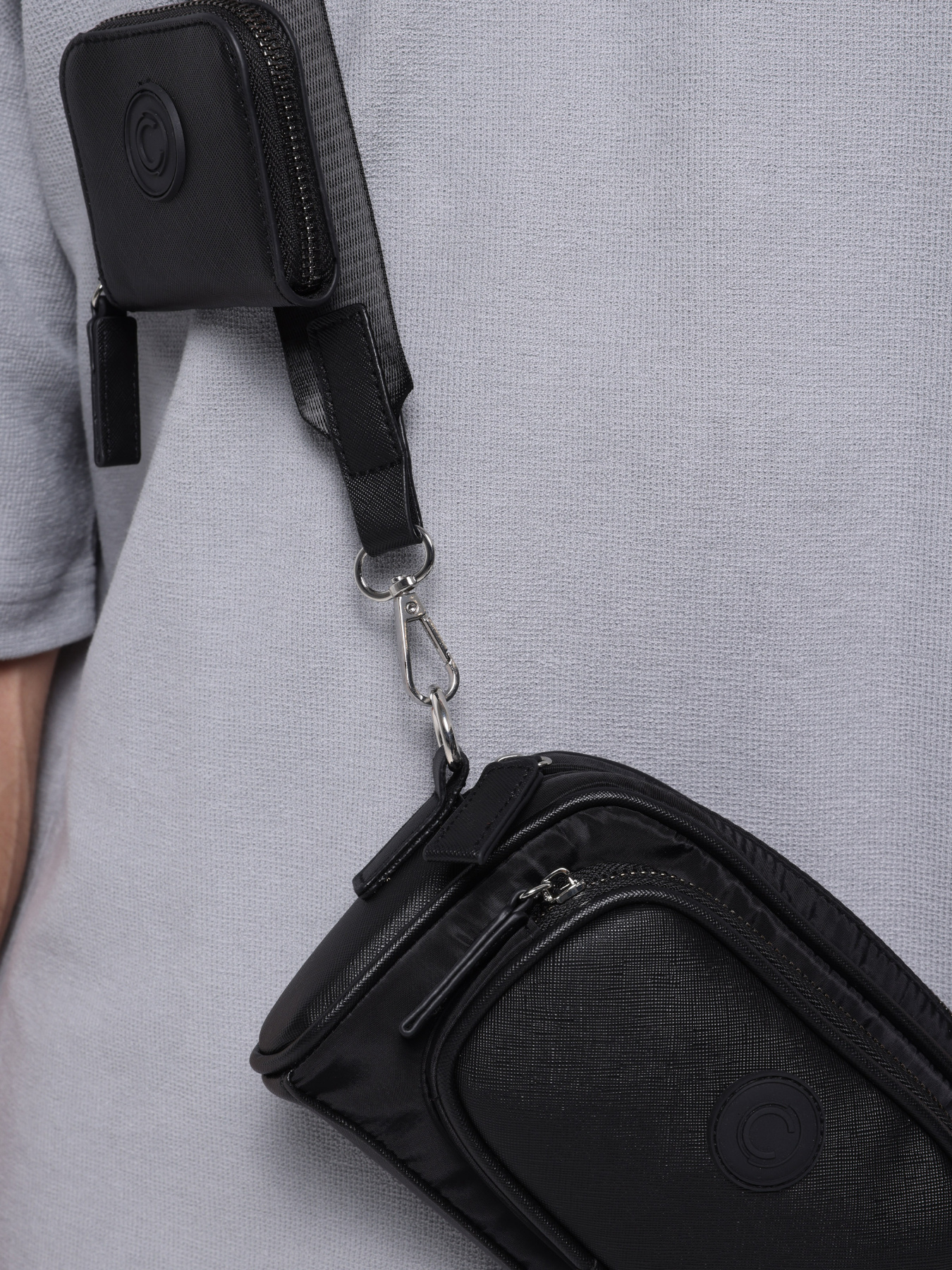 Сумки Colin’s модель CL1075926_Q1.V1_BLK Фото