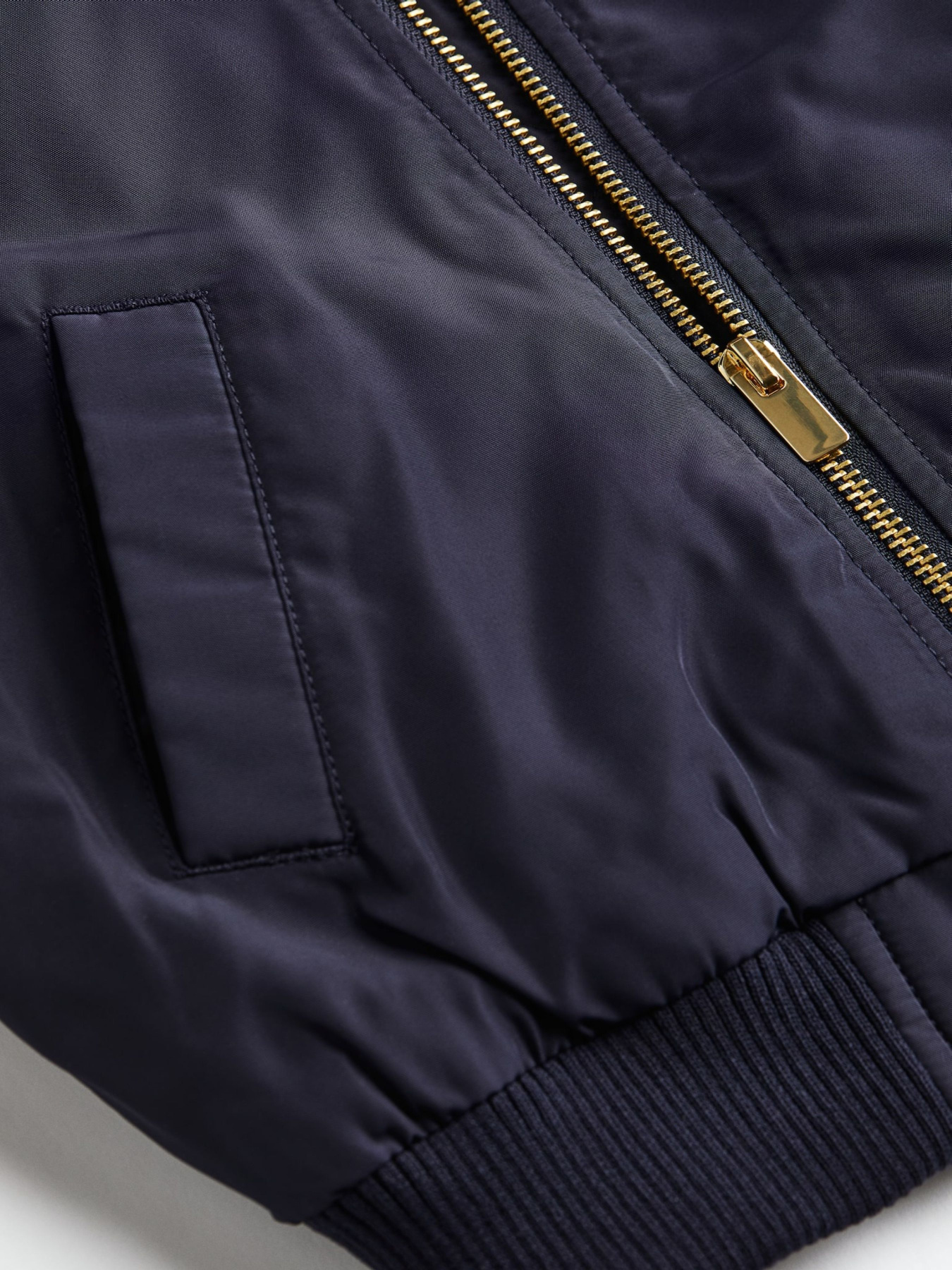 Бомбер H&M модель 77879 Фото