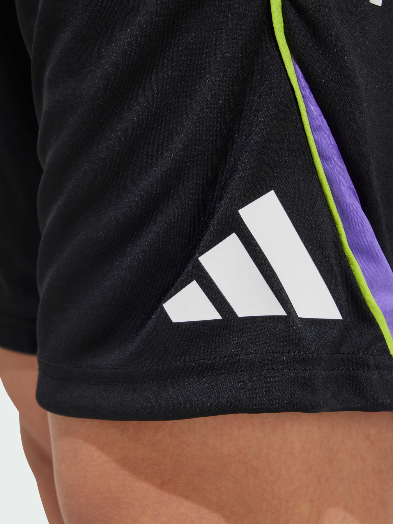 Шорты спортивные Adidas Tiro модель JW4361 Фото