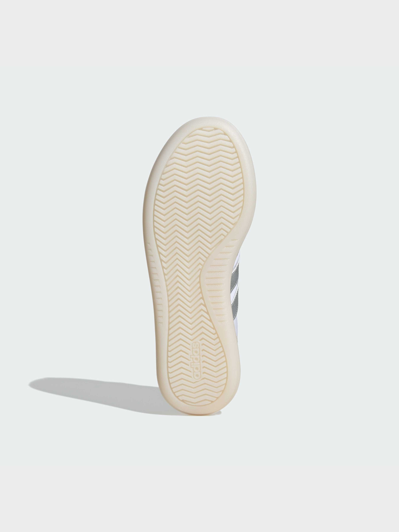 Кроссовки Adidas модель JI2321 Фото