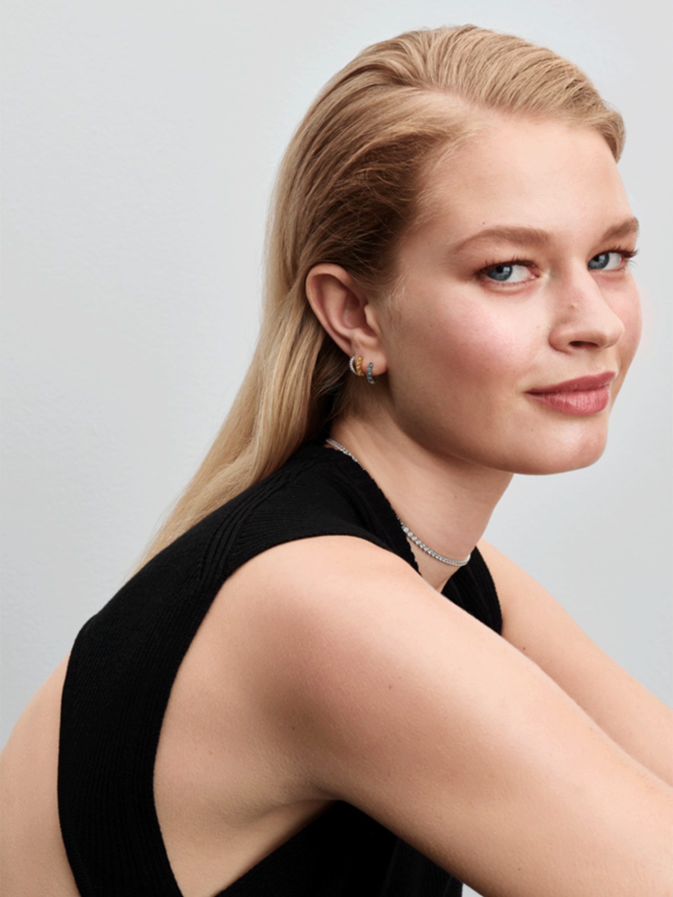 Серьги-кольца PANDORA модель 263849C01 Фото