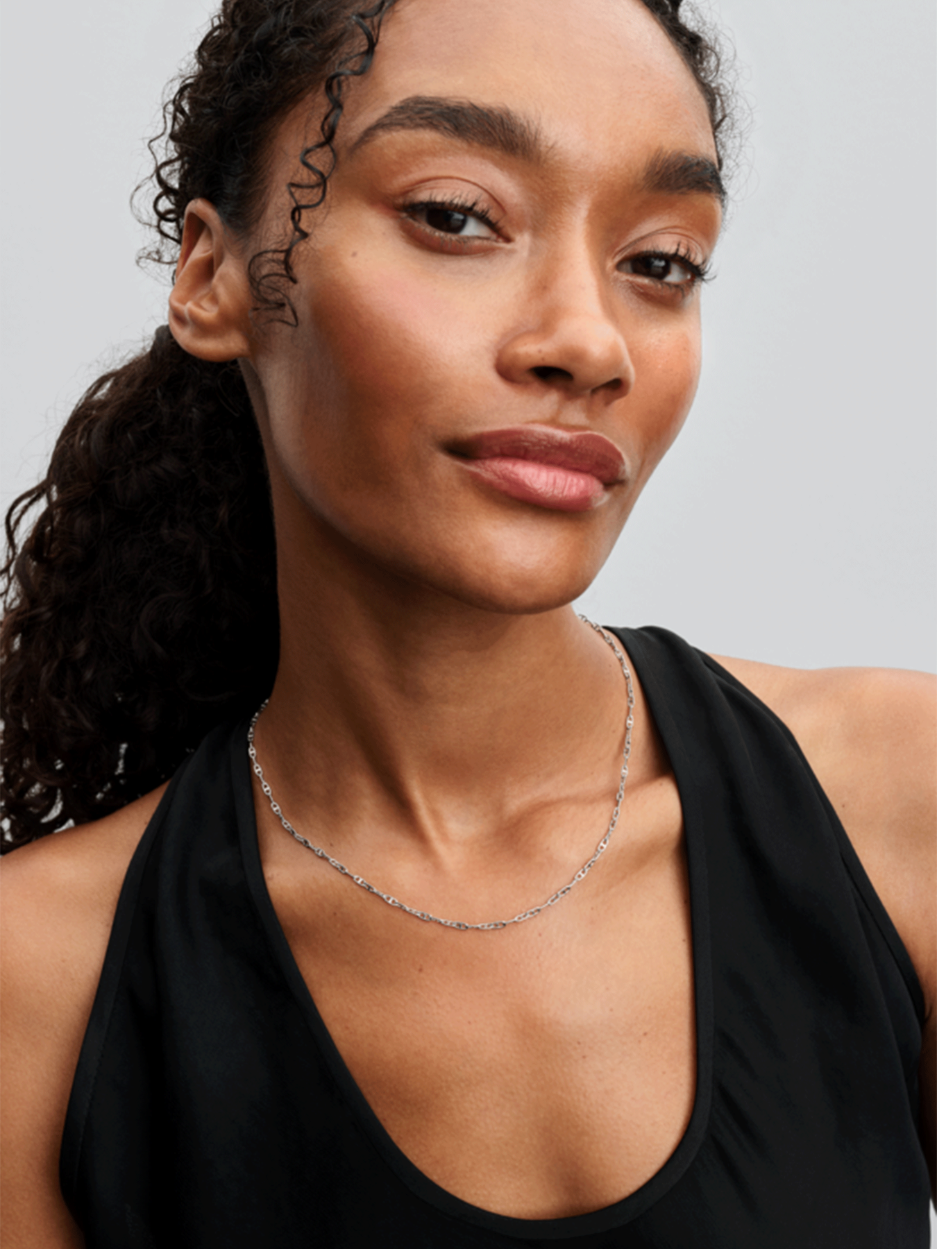 Ожерелья без кулона PANDORA модель 393899C00 Фото