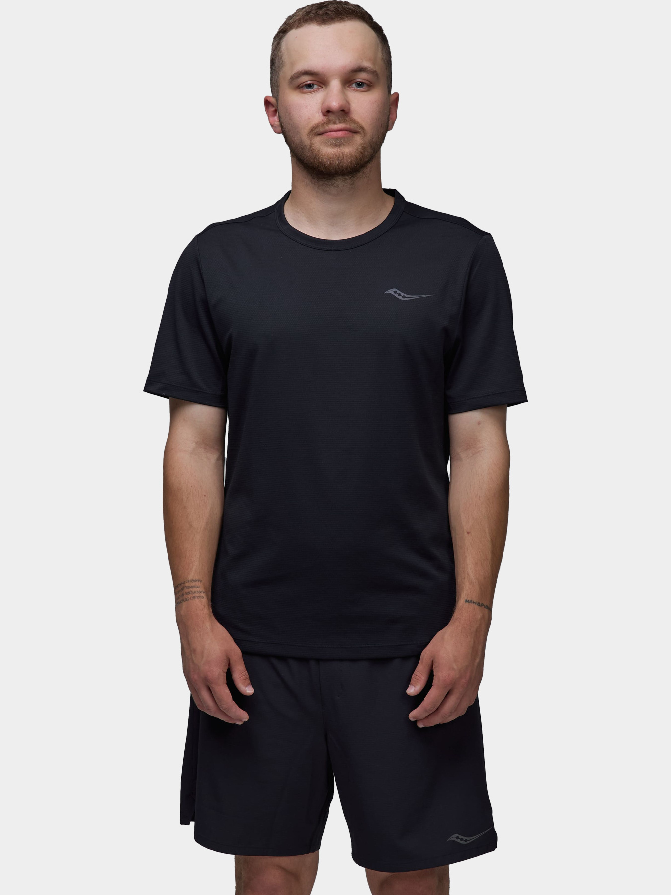 Спортивная футболка Saucony модель SAM800394-BK Фото