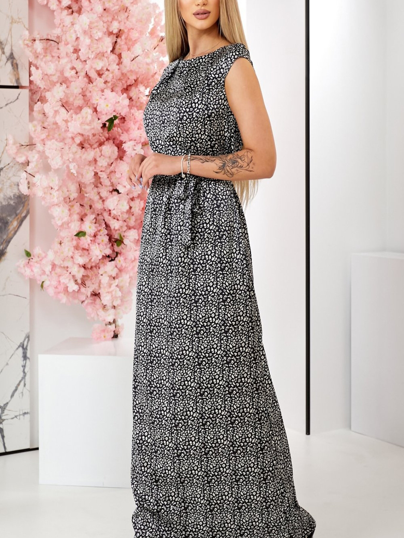 Платье макси LadyLike модель ll118433390-chornij Фото