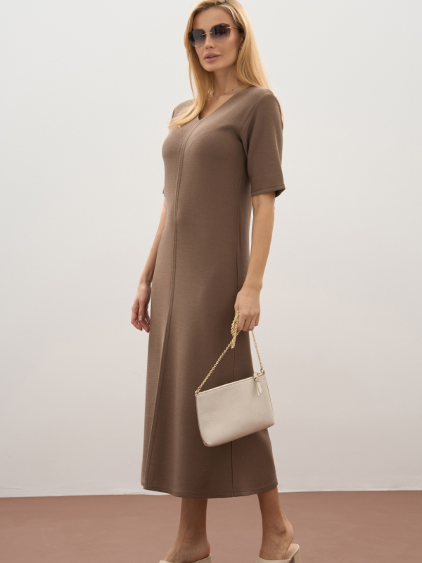 Платье миди TrikoBakh модель 2854-kapuchno Фото