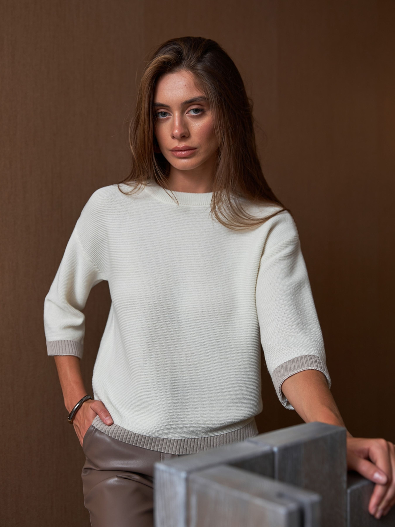 Джемпер TrikoBakh модель 2791-molochnij-z-naturalxnim Фото