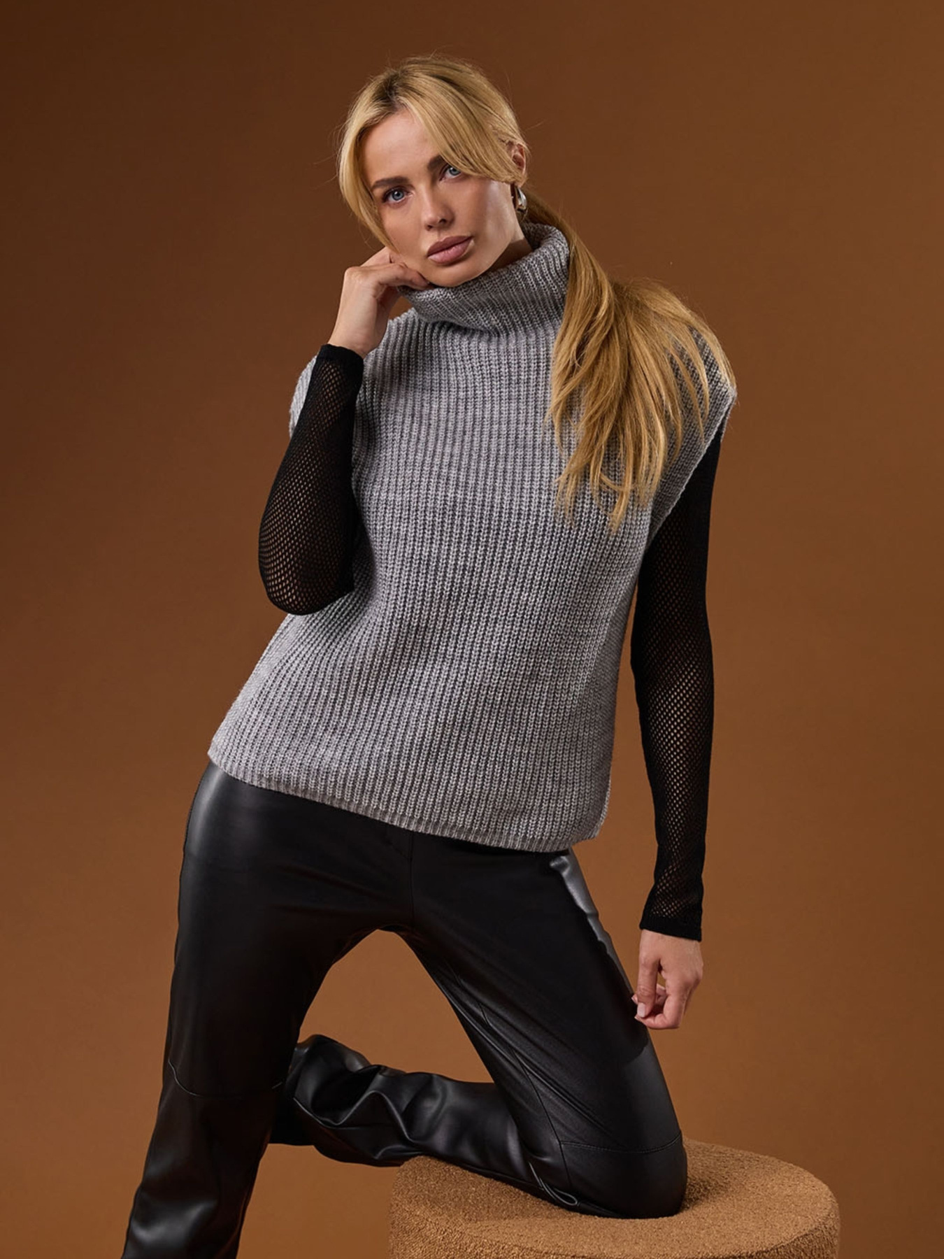 Жилет TrikoBakh модель 2785-srij Фото