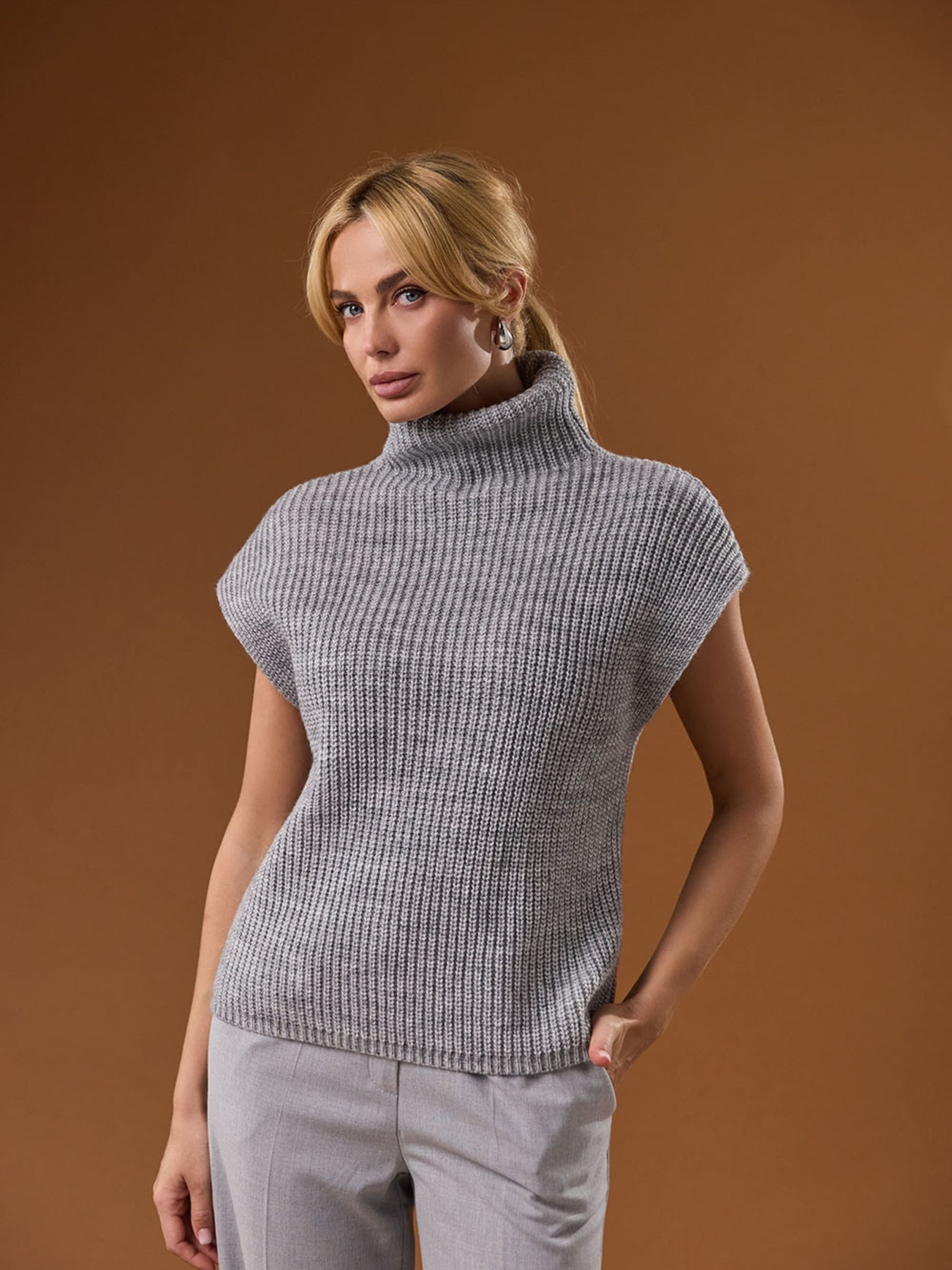 Жилет TrikoBakh модель 2785-srij Фото