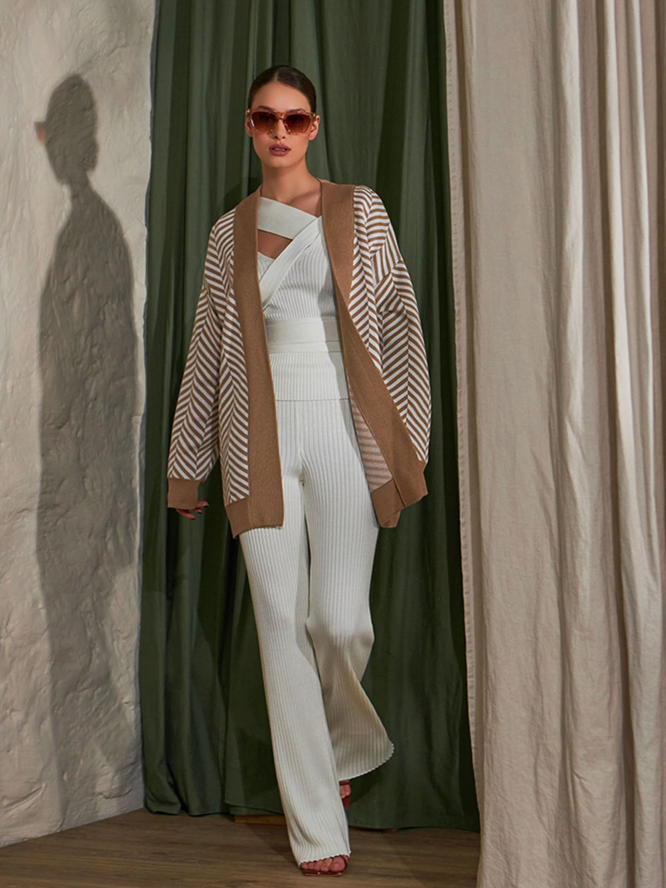 Повседневные штаны TrikoBakh модель 2306-blij Фото