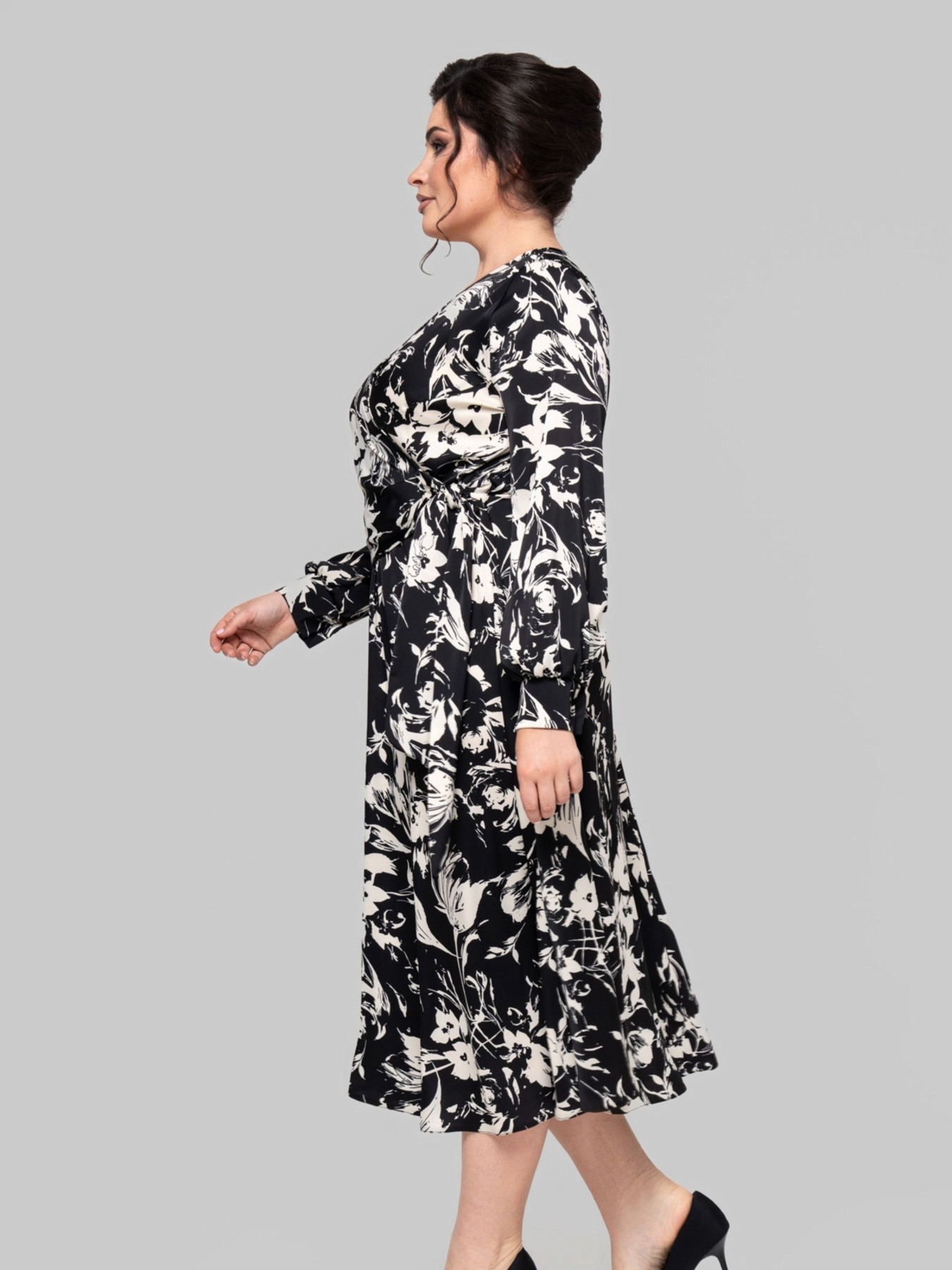 Сукня міді All Posa модель ap102248p-chornij-z-molochnim Фото