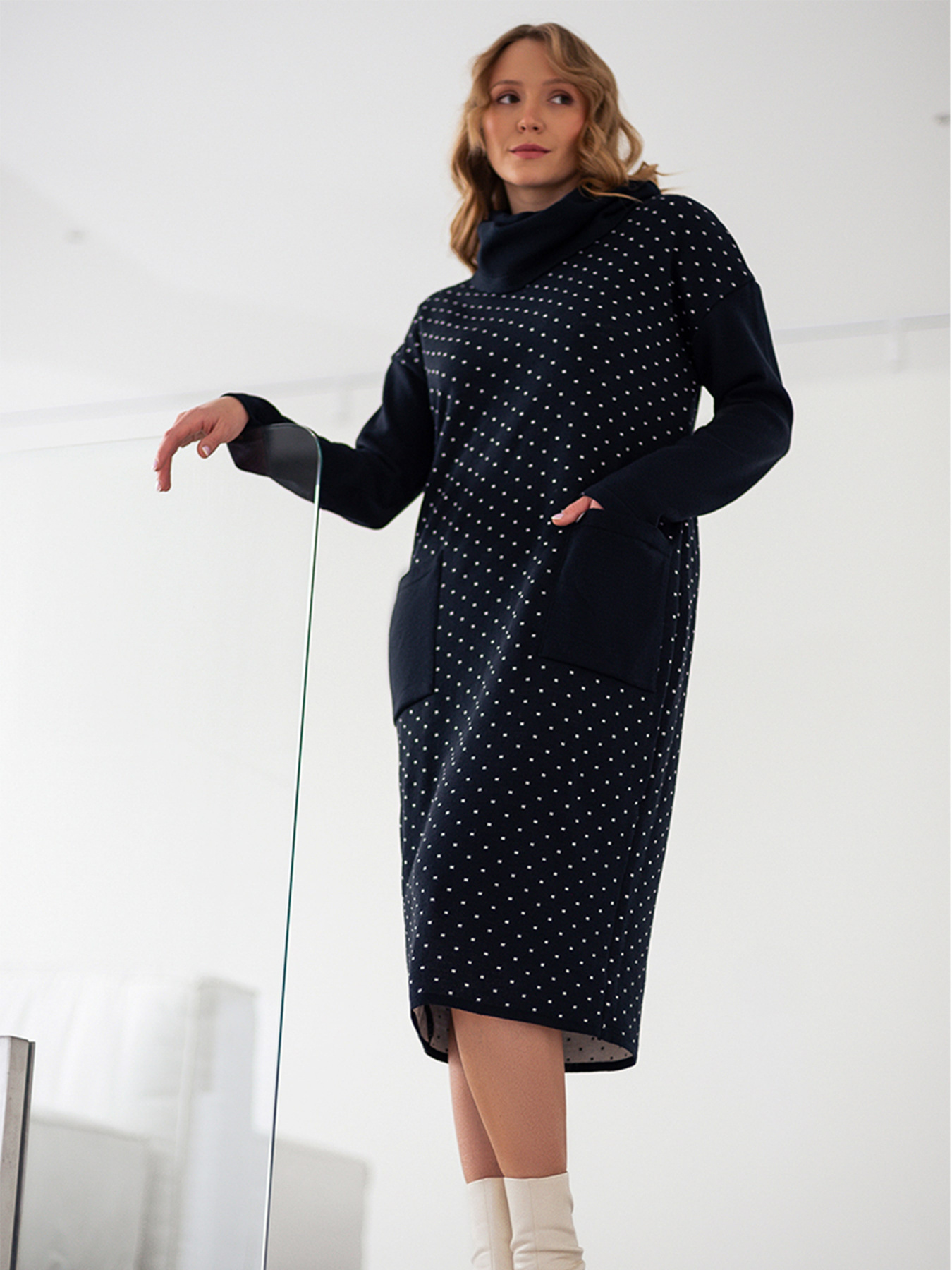 Платье миди Nita модель platxe-n2200-zorqna-nch-chornij Фото