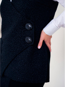 Класичний жилет Nita модель zhilet-chornij-chornij Фото