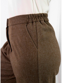 Брюки повседневные Nita модель bryuki-ayna-369-23-kemel-f Фото