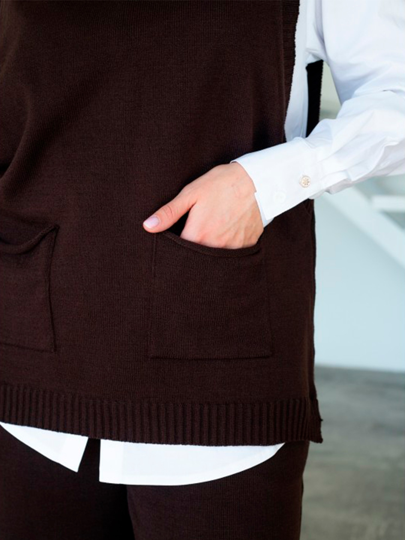 Жилет Nita модель zhilet-n2501-24-shokolad Фото