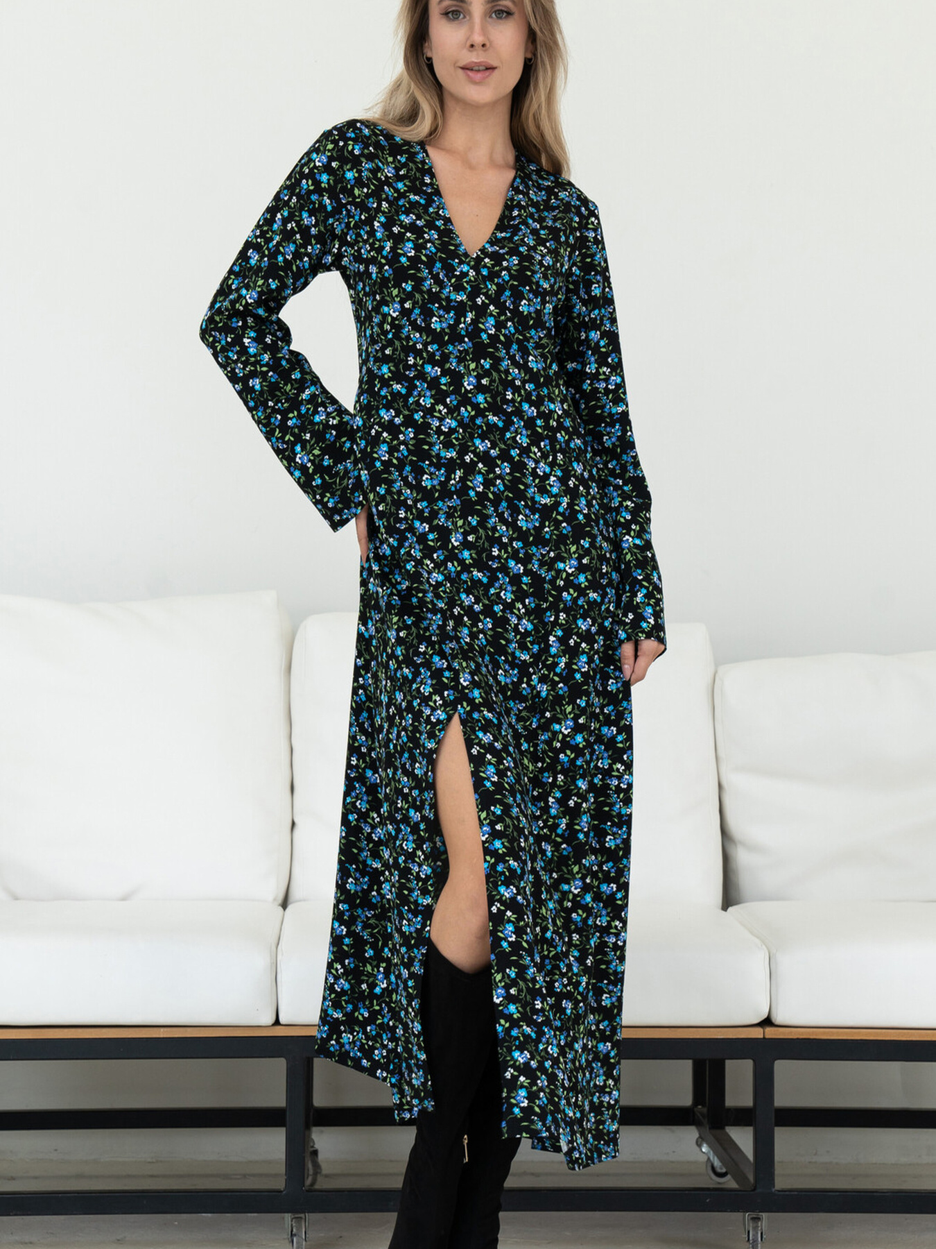 Сукня максі RiMari модель 2121-chornij-z-blakitnim Фото