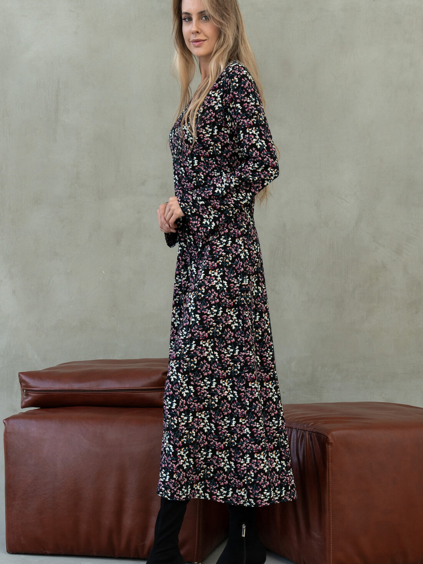 Платье макси RiMari модель 2121-chornij-z-rozhevim Фото