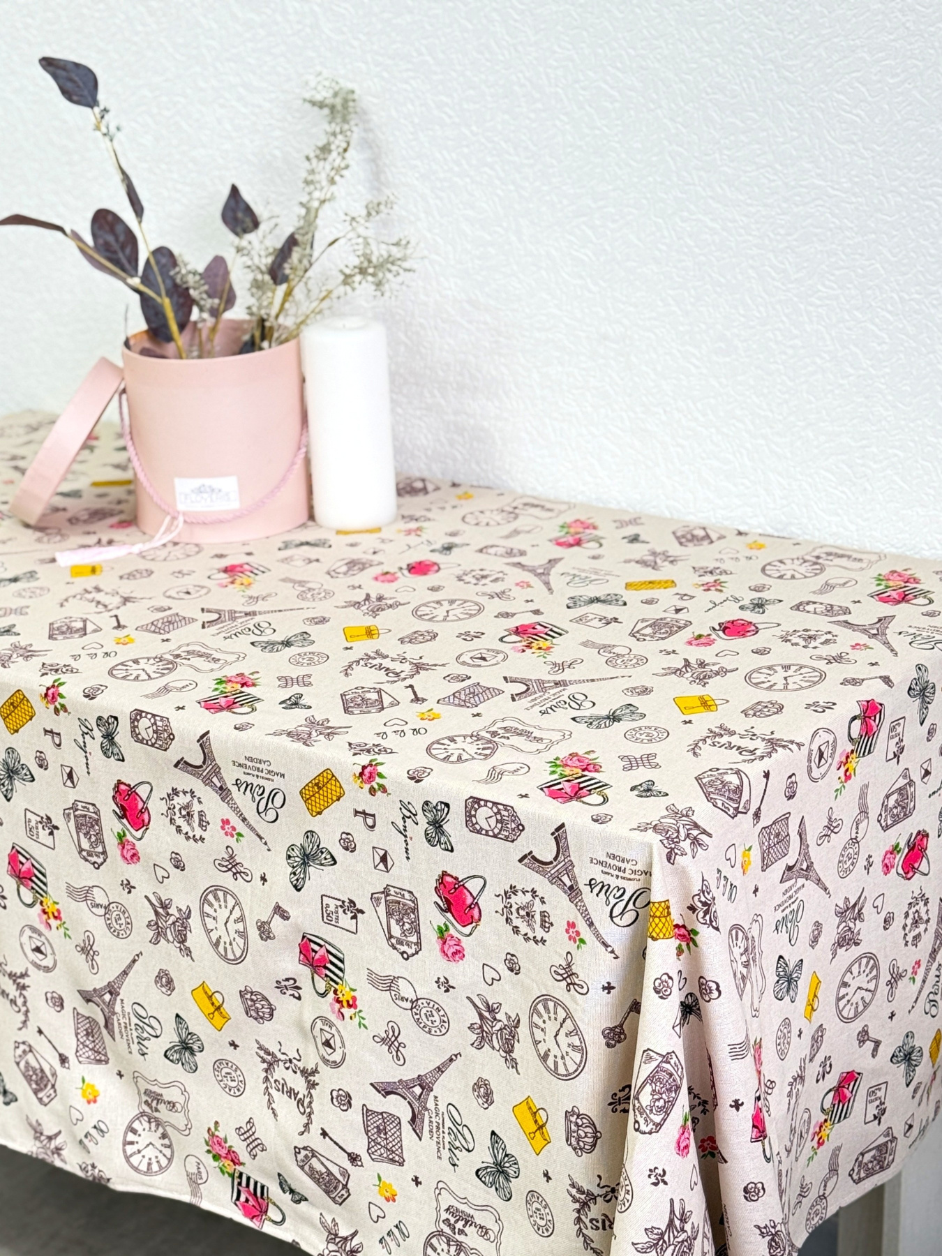 Скатертина бавовняна бежева в романтичному стилі Мадам Ecotton модель 23544 Фото