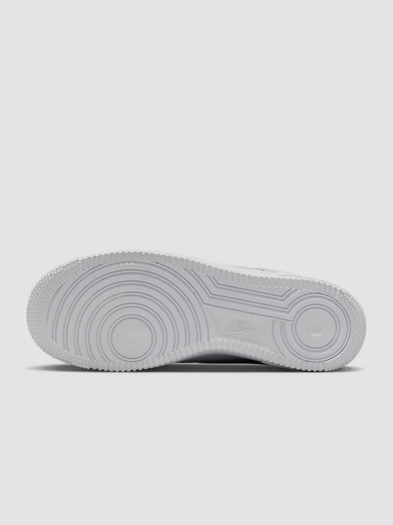 Кроссовки повседневные NIKE Air Force 1 '07 модель IB7167-101 Фото