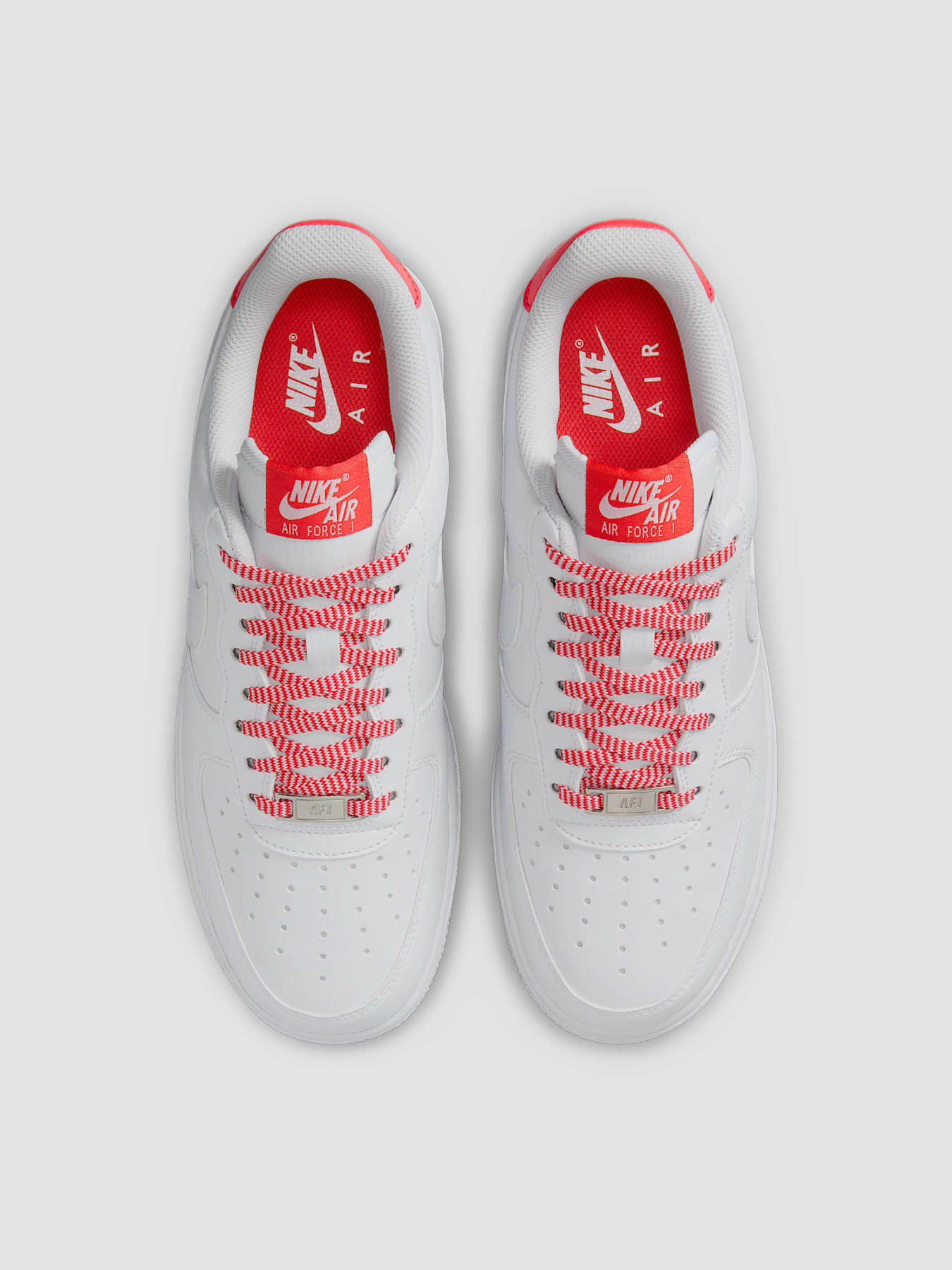 Кросівки NIKE Air Force 1 '07 модель IB7167-103 Фото