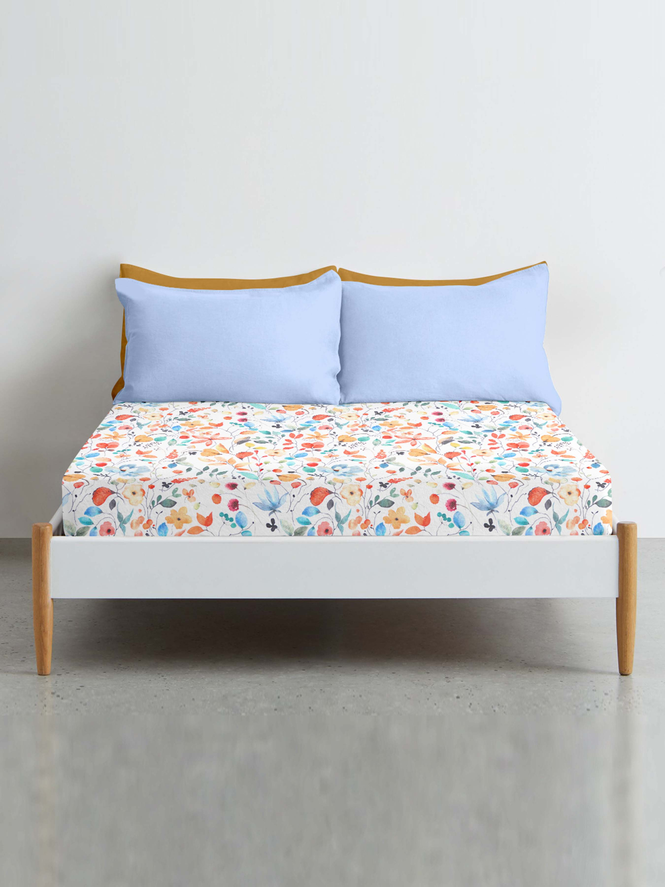 Простынь на резинке ранфорс AQUARELLE FLOWERS Cosas модель FlowersAquaColorful_120 Фото