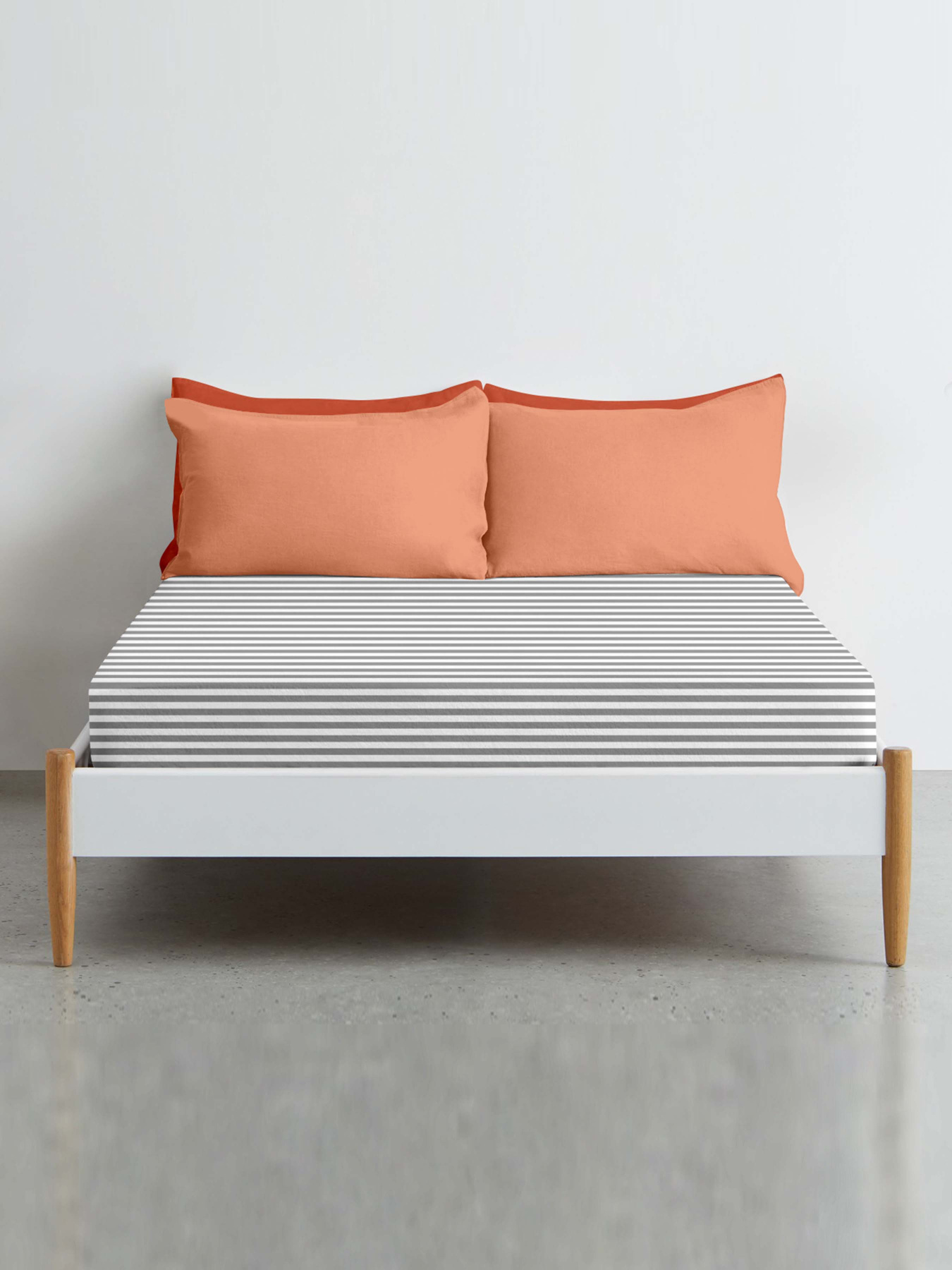 Простынь на резинке ранфорс SHADOW LINE Cosas модель LineGrey_100x200x20 Фото