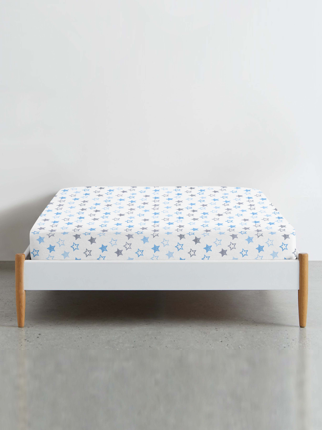 Простирадло на резинці ранфорс GREY STARS Cosas модель StarGreyBlue_100x200x20 Фото