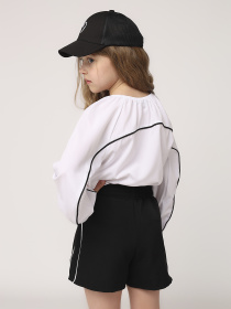 Блуза YUKI модель ЦБ-00276951 Блуза YUKI модель ЦБ-00276951 Фото