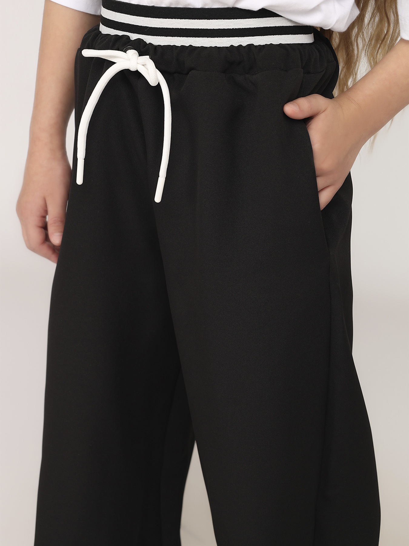 Повсякденні штани YUKI модель ЦБ-00276972 Повсякденні штани YUKI модель ЦБ-00276972 Фото