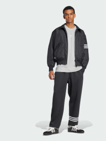 Бомбер Adidas Adicolor модель JC9908 Бомбер Adidas Adicolor модель JC9908 Фото