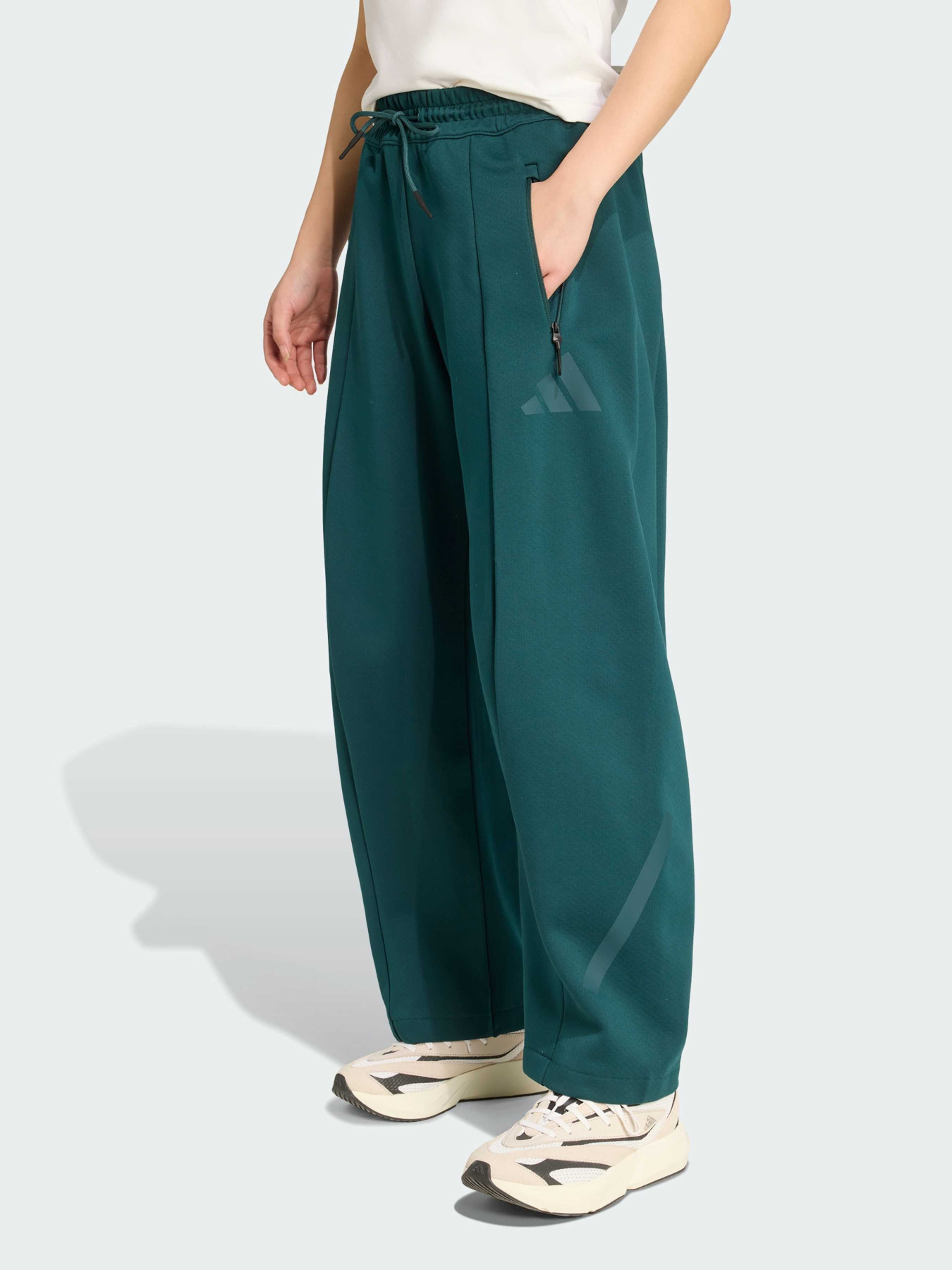 Брюки повседневные Adidas ZNE модель JW7771 Фото
