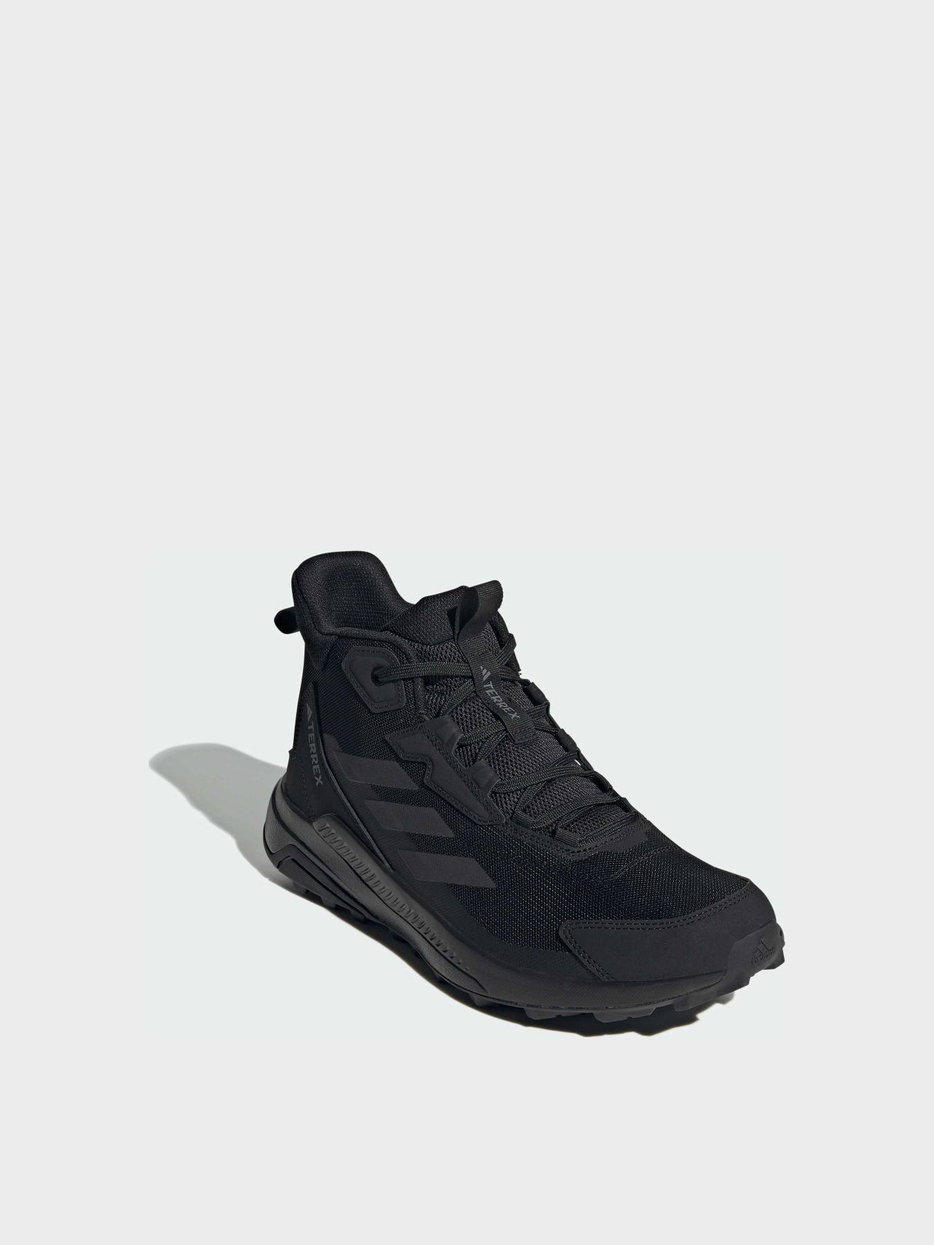 Ботинки и сапоги Adidas модель IE1473 Фото
