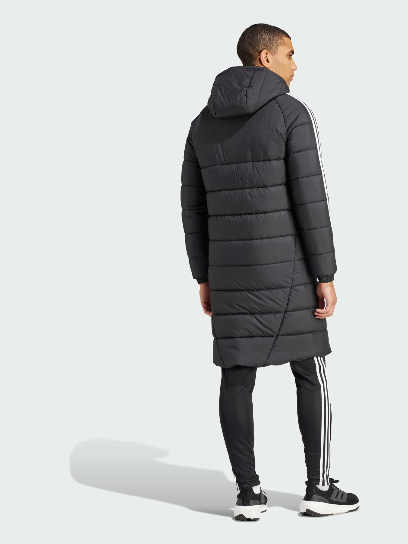 Демисезонная куртка Adidas Tiro модель IJ7389 Демисезонная куртка Adidas Tiro модель IJ7389 Фото