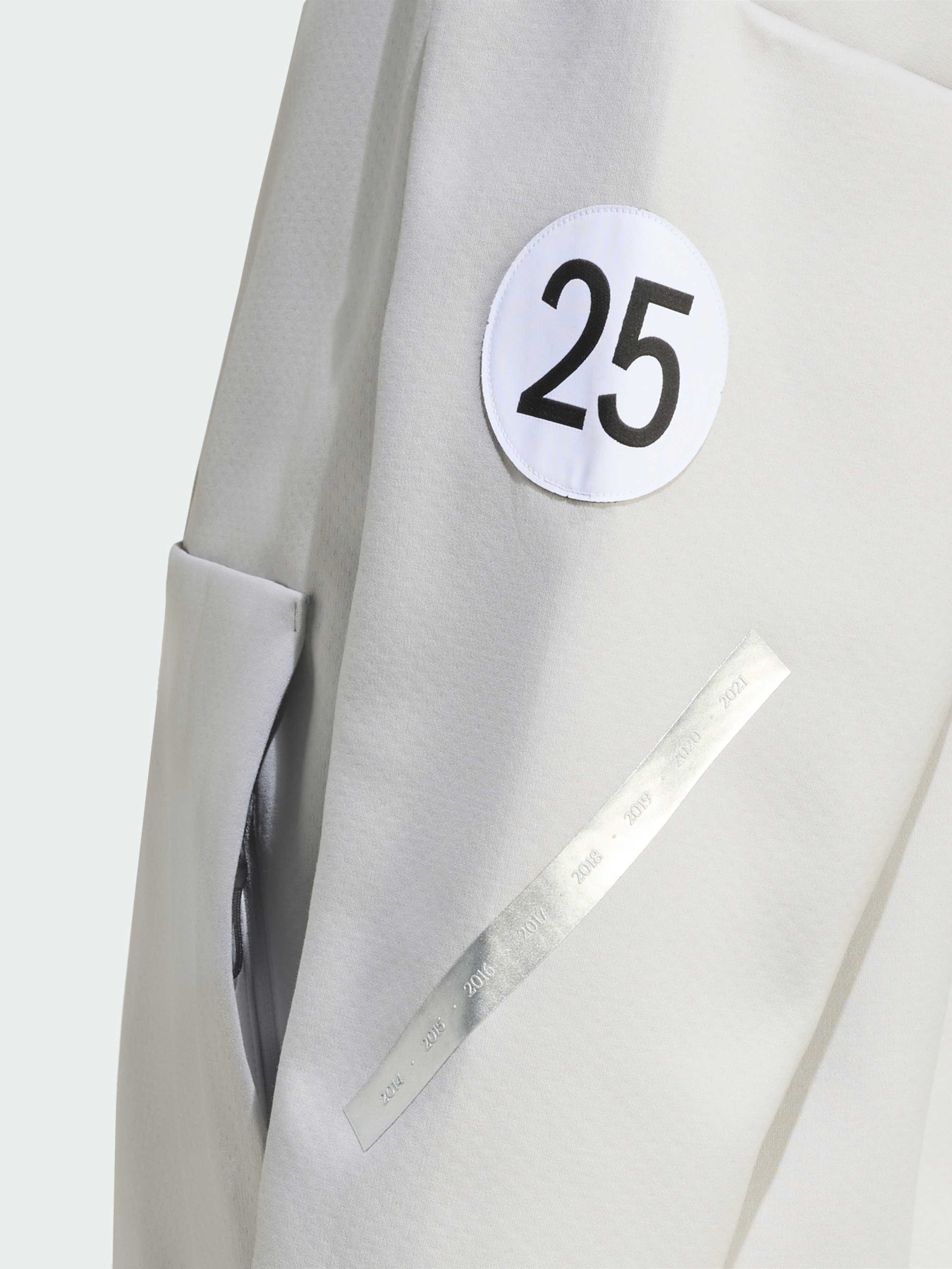 Спортивна кофта Adidas модель JW3473 Фото