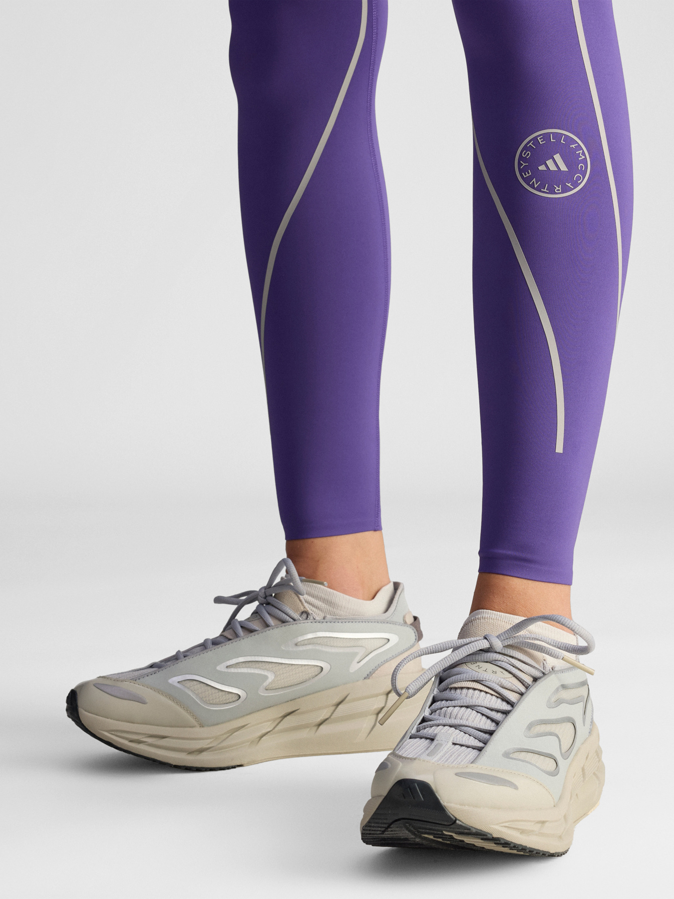 Легінси спортивні Adidas модель JL6355 Фото