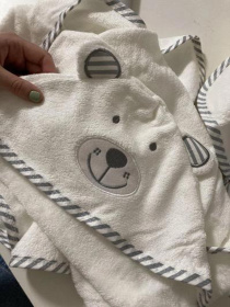 Полотенце  бамбук / махра детское с капюшоном в подарочной коробке Медведь серая окантовка Lovely Svi  модель 8692694 Фото