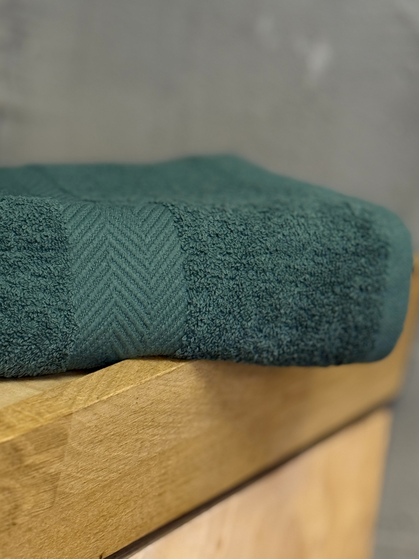 Полотенце махровое с бортом тёмно-зелёного цвета Dark Green Ecotton модель 25243 Фото