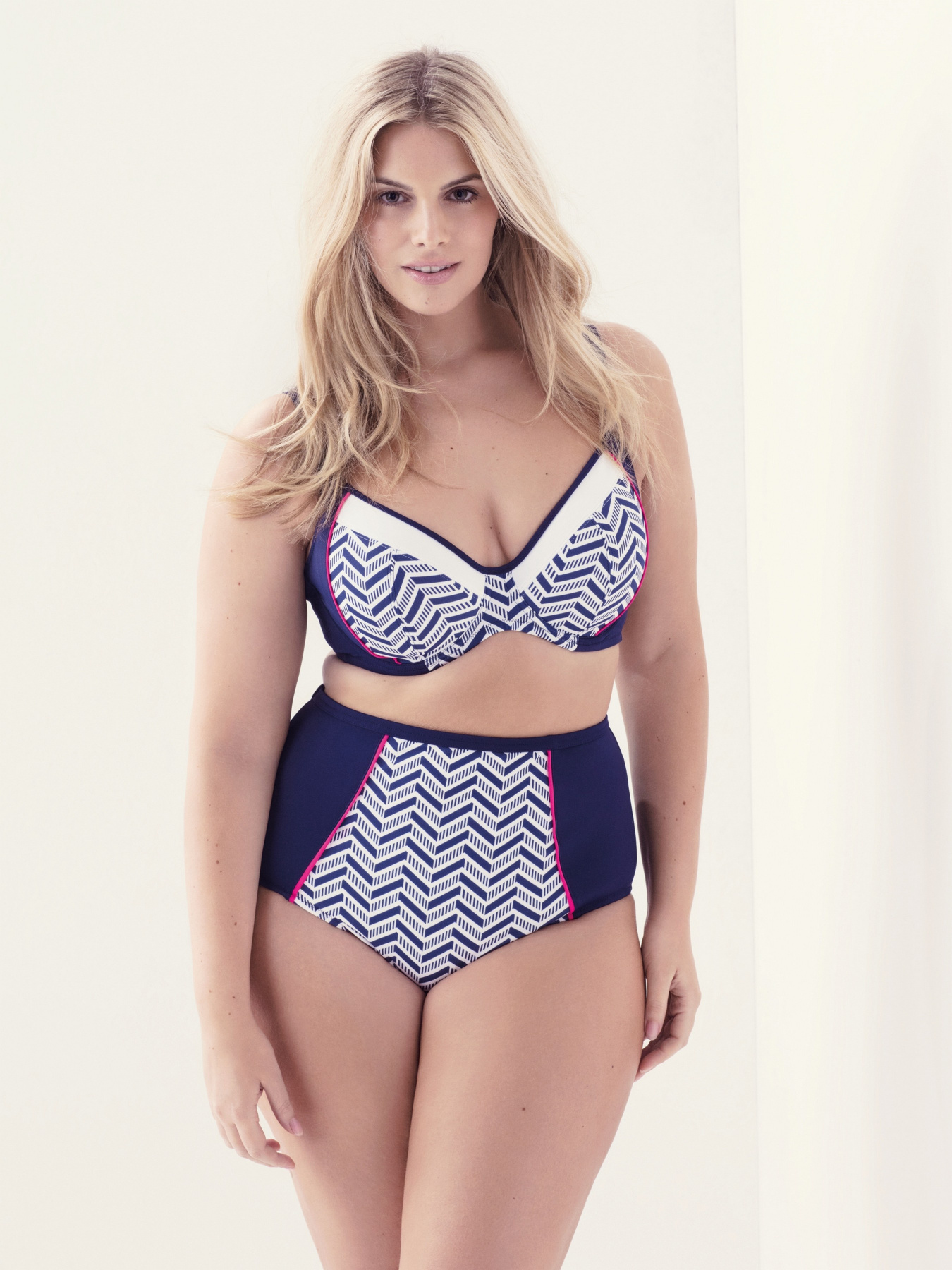 Нижняя часть купальника ELOMI Chevron модель 7453 Фото