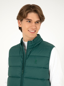 Жилет с утеплителем US Polo модель G081GL010.000.1946066.VR079 Фото