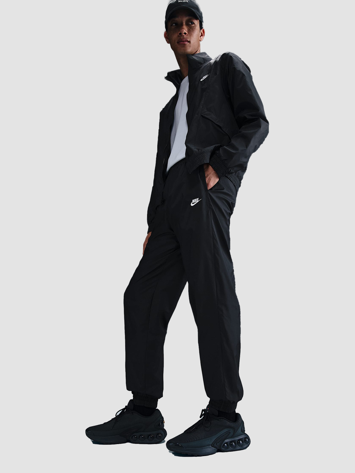 Повседневный костюм NIKE M Nk Club Wvn Trk Suit модель HJ1985-011 Повседневный костюм NIKE M Nk Club Wvn Trk Suit модель HJ1985-011 Фото