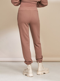 Джоггеры Yula mama Berit модель BeritTR-33.012CappuccinoYLMMBRK Фото