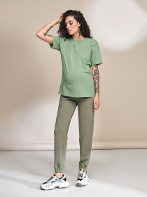 Джоггеры Yula mama Berit модель BeritTR-33.011OliveYLMMBRK Фото