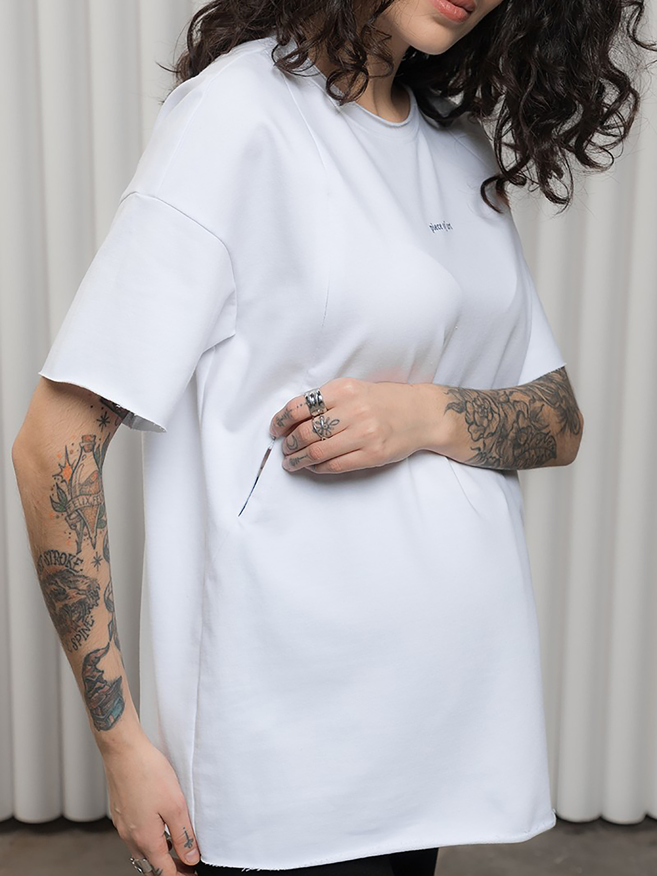 Футболка Yula mama Viva модель VivaNR-24.031WhiteYLMMTSH Фото