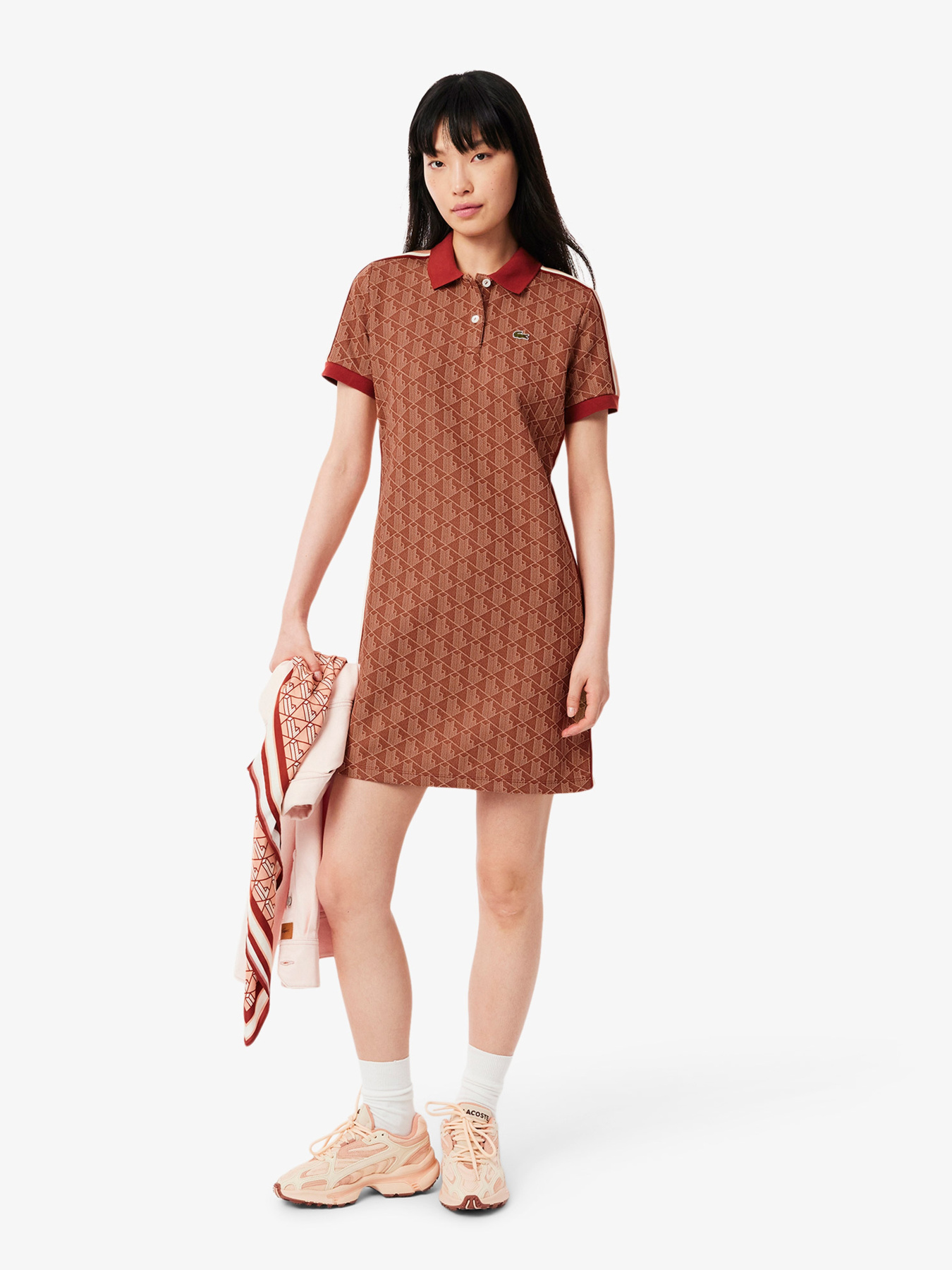 Платье-футболка Lacoste модель EF2655GTI Фото